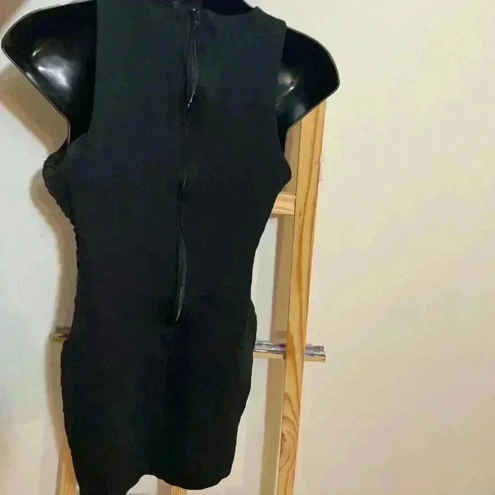 B Darlin bodycon black dress with side ribbons and a zip closure size medium - Picture 3 of 8